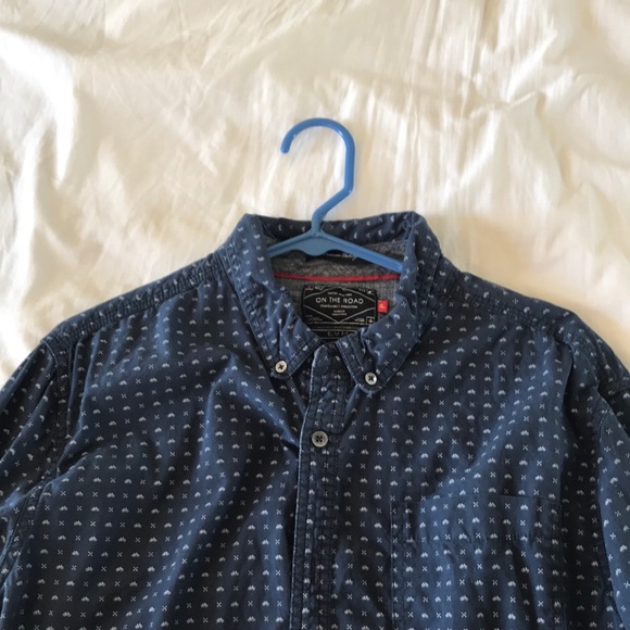 Bicycle button-down - Picture 3 of 3